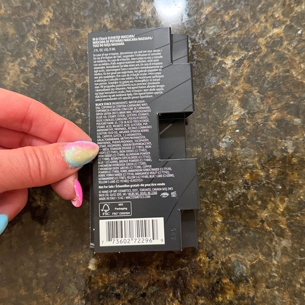MAC Stack Elevated Mascara .1 fl oz New - Picture 3 of 4